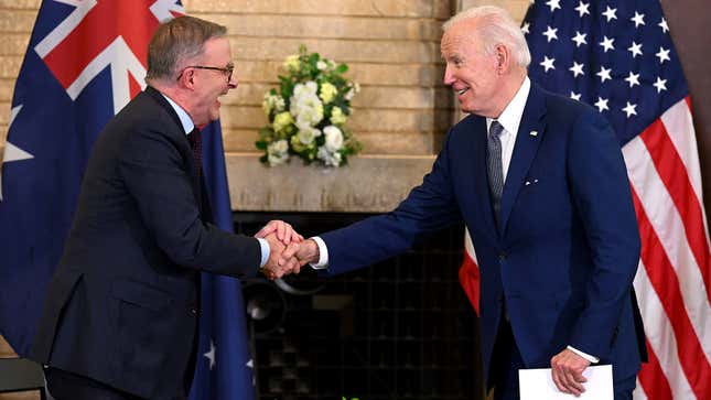 Image for article titled Fast-Talking Biden Upsells Australian Prime Minister 2 Extra Nuclear Subs But He Has To Sign Today