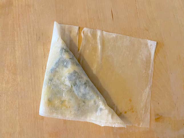 Image for article titled Make These Spanakopita Pockets for Your Next Snack Dinner