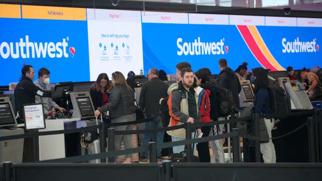 Image for article titled Customer Sues Southwest for Lack of Flight Refunds After Holiday Travel Meltdown