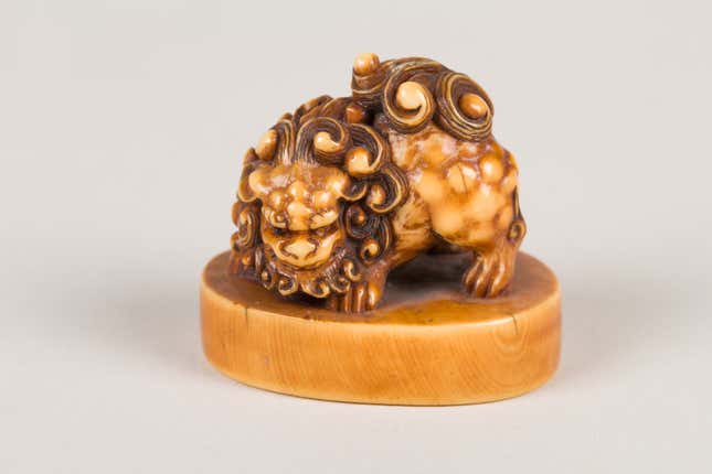 Netsuke of Qilin on a Pedestal, Japan