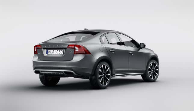 Image for article titled The Volvo S60 Cross Country Was a Puzzling Attempt at an SUV-ified Sedan