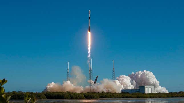 Launch of SpaceX’s Transport-6 mission on January 3, 2023.