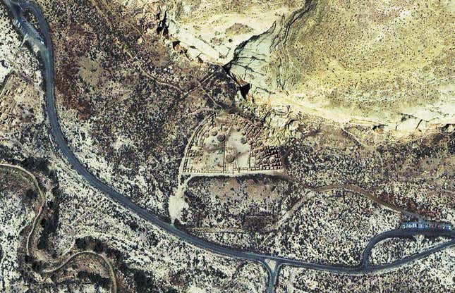 Satellite picture of Pueblo Bonito.