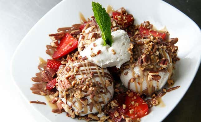 Wouldn’t this dish be inferior without those beautiful toasted pecans on top? 