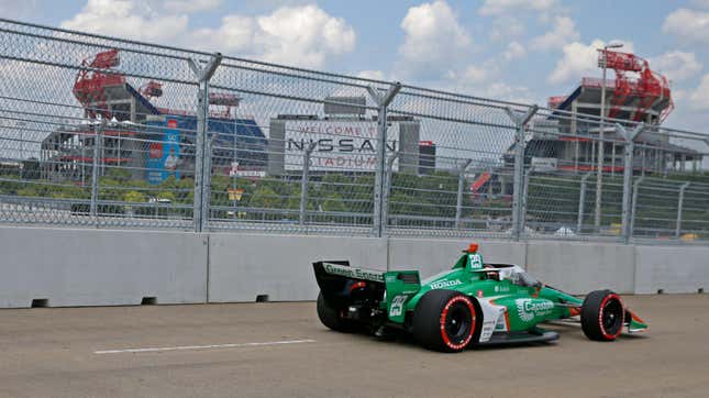 NTT Indy Car driver James Hinchcliffe (29) drives down Korean Veterans Boulevard during practice for the Big Machine Music City Grand Prix on August 7, 2021 in Nashville, Tennessee.