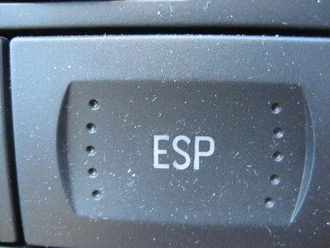 Image for article titled This Is How ABS, ESC, And Traction Control Work