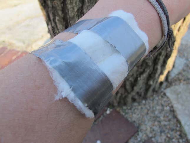 Image for article titled The Swiss Army Tampon: A Life-Saving Wilderness Survival Tool