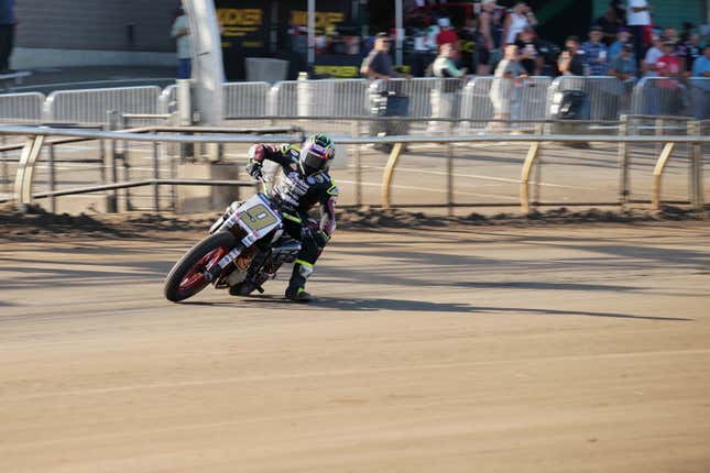 Image for article titled Racing Doesn't Get More Gnarly Than One Mile Flat Track Motorcycles