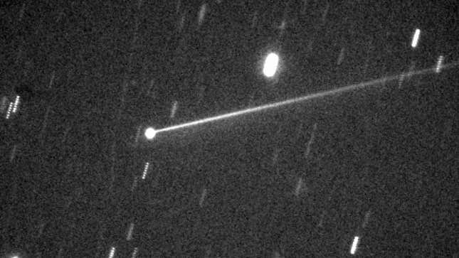 Imagen para el artículo titulado Un poderoso efecto de retroceso multiplicó el efecto de la prueba de redirección de asteroides de la NASA