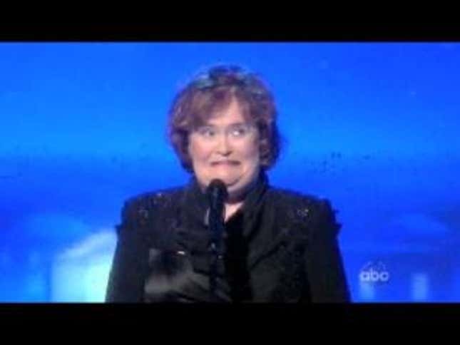 Susan Boyle Chokes On <i>The View</i>