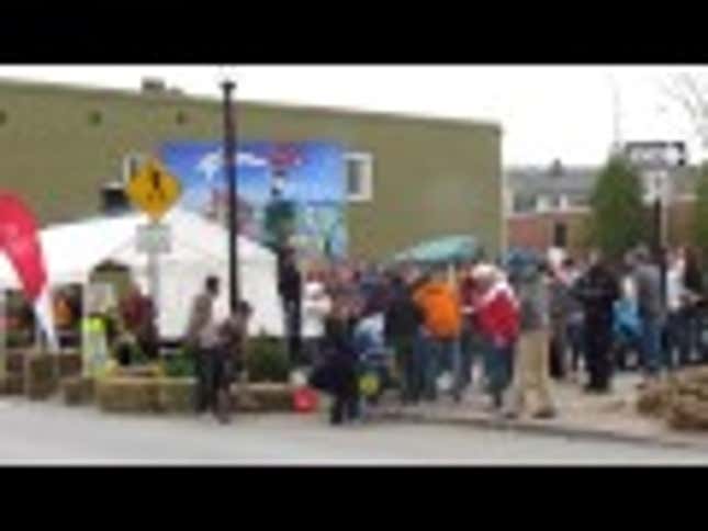 I Can't Stop Watching This Weird Bike Crash
