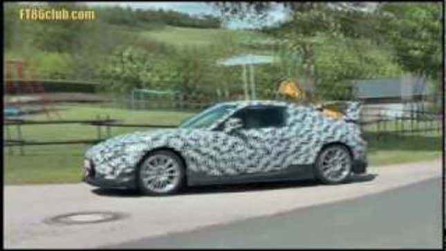 Watch the Scion FR-S/Toyota FT-86 test its massive wing