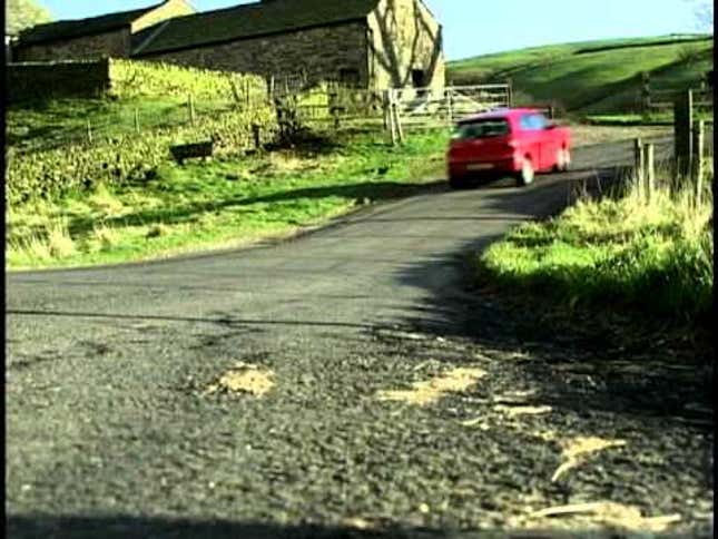 A Pre-<i>Top Gear</i> Richard Hammond Explains What Beige Is