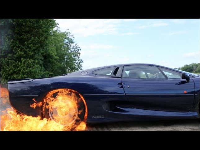 Here's a Jaguar XJ220 Doing The Most Fiery Burnout Ever