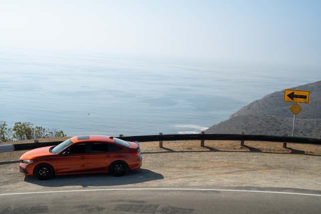 Image for article titled The 2022 Honda Civic Si: A Good Compromise Leaves Everyone Happy
