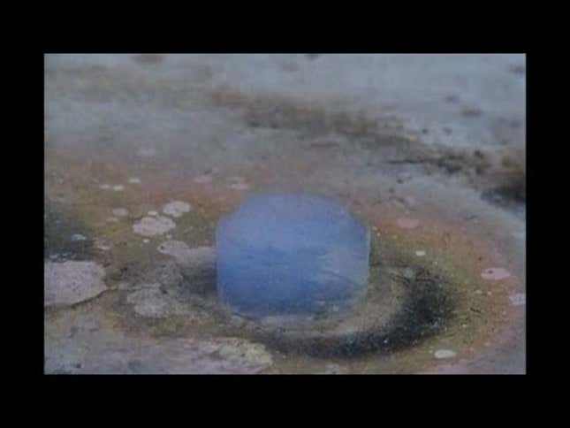 What Happens When You Drop a Red Hot Nickel Ball Onto Aerogel