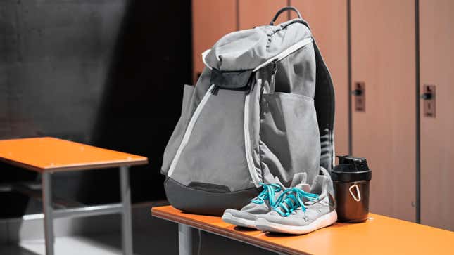 Image for article titled How to Choose (and Pack) the Perfect Gym Bag