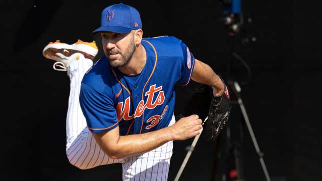 Justin Verlander is now with the Mets
