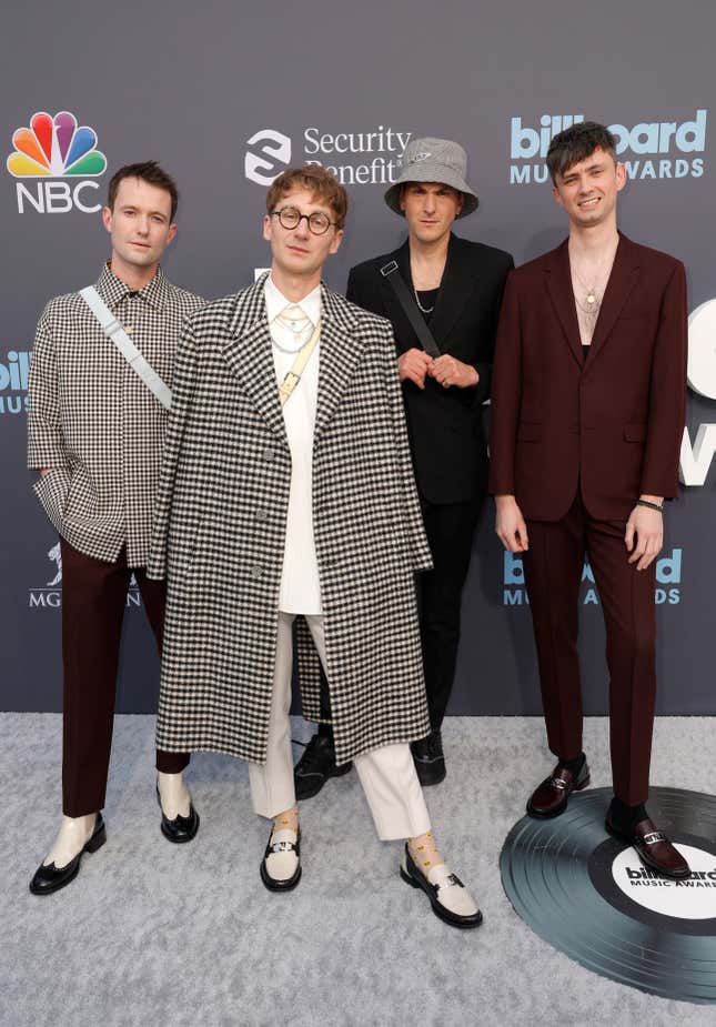 Image for article titled The Wildest Fashion Moments from the Billboard Music Awards Red Carpet