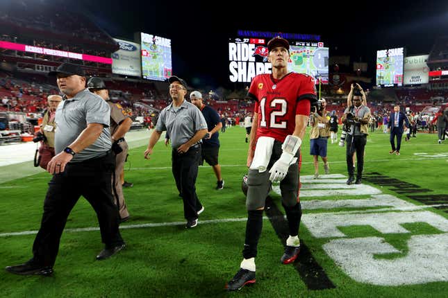 TNF: Tom Brady, Buccaneers fall to Baltimore Ravens