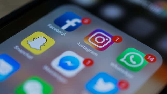 Imagen para el artículo titulado ¿Las historias de Instagram se reproducen en silencio? Es un bug
