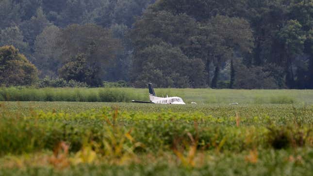 Tupelo Plane Incident: Pilot Threatened to Crash Into Walmart