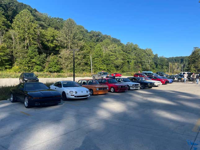 Image for article titled Here&#39;s The Push You Need To Start Your Own Local Car Gathering