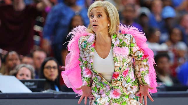 Image for article titled Kim Mulkey, Anti-LGBTQ Women&#39;s Basketball Coach, Is Dragged to Hell Over Latest Outfit