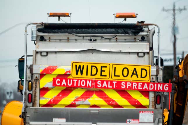 Image for article titled Road Salt Is Turning Part of the Mississippi River Into a Toxic Salty Mess