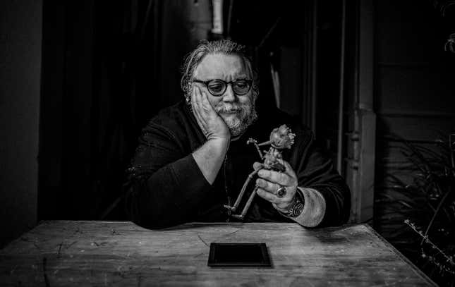 Imagen para el artículo titulado La película de Pinocho de Guillermo del Toro llega en diciembre. Aquí está su primer adelanto