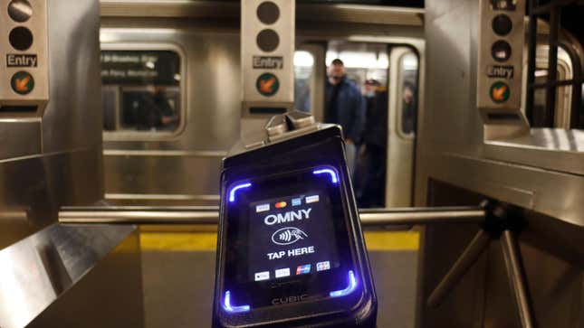 Image for article titled A Credit Card Number Is All It Takes To Track Someone Through NYC&#39;s Subways