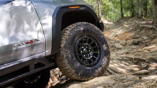 A close up photo of the wheels on the new GMC Canyon truck. 