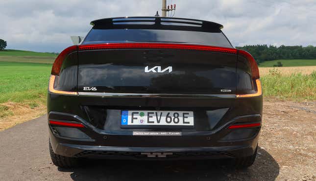 Image for article titled I Drove A Preproduction Kia EV6, The First Electric Kia Built On The 'Revolutionary' E-GMP Platform. Here's What I Thought