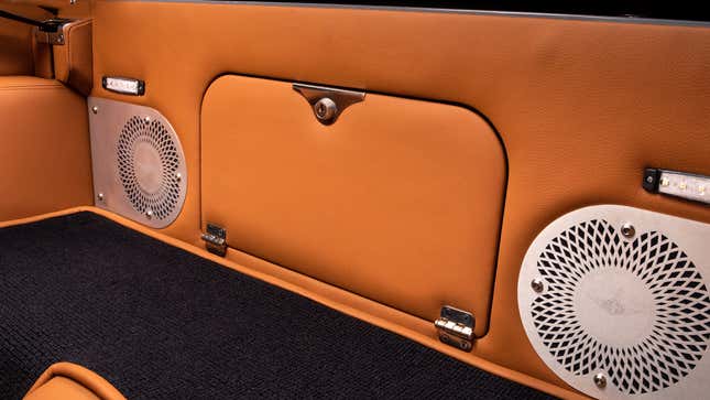 Image for article titled Morgan Updates The Plus Four And Plus Six, Invent New Kind Of Glove Box