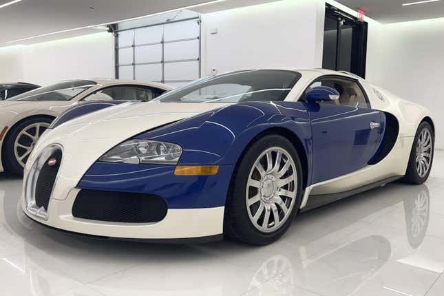 Image for article titled Is This The World&#39;s Most Clapped-Out Bugatti Veyron?