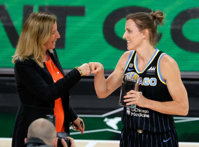 WNBA Commissioner Cathy Engelbert, with Chicago Sky star Allie Quigley.