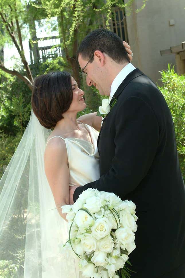 Image for article titled Sheryl Sandberg: “The world is better for the years my beloved husband lived”