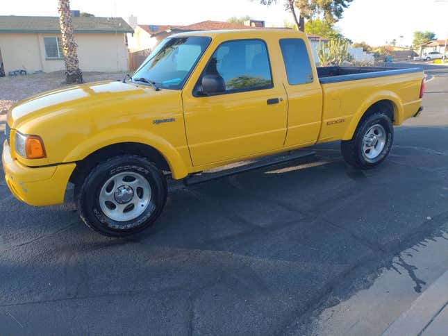 Image for article titled At $7,000, Would This 2003 Ford Ranger 4X4 Give You An Edge?