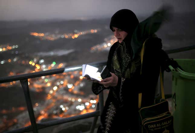 Image for article titled Hajj 2015: Millions gather in Mecca to worship, in stunning photos