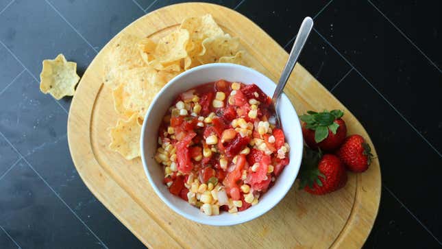 Image for article titled Summer Called, It Wants This Fruity Corn Salsa