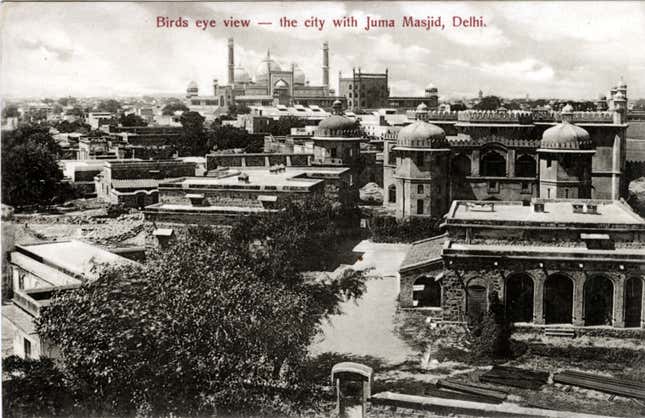 Birds Eye View – the City with Juma Masjid, Delhi. H.A. Mirza & Sons, Delhi; printed in Germany.