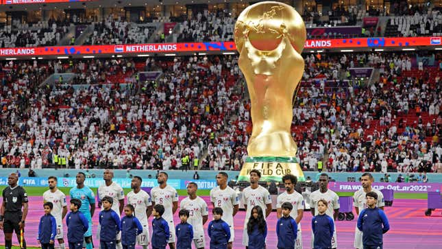 Image for article titled Scammers Are Targeting World Cup Viewers and Workers With Fake Merch and Fabricated Tickets