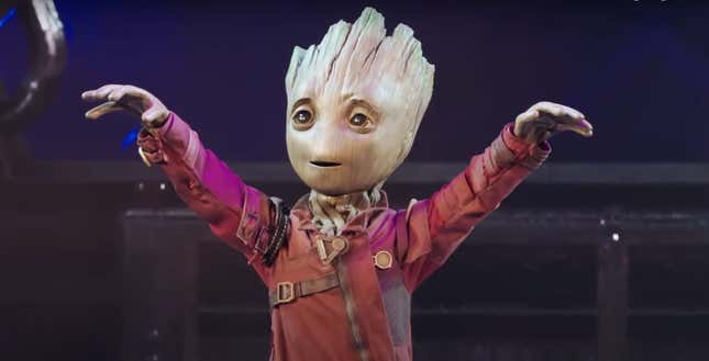 Baby Groot robot