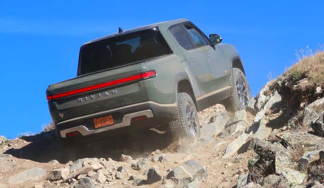 Image for article titled A Ridiculously Detailed Look At Why The Rivian R1T Electric Truck Is The King Of Off-Road Pickups