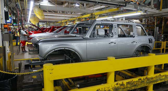 Image for article titled Here's What I Saw At The 2021 Ford Bronco Assembly Plant