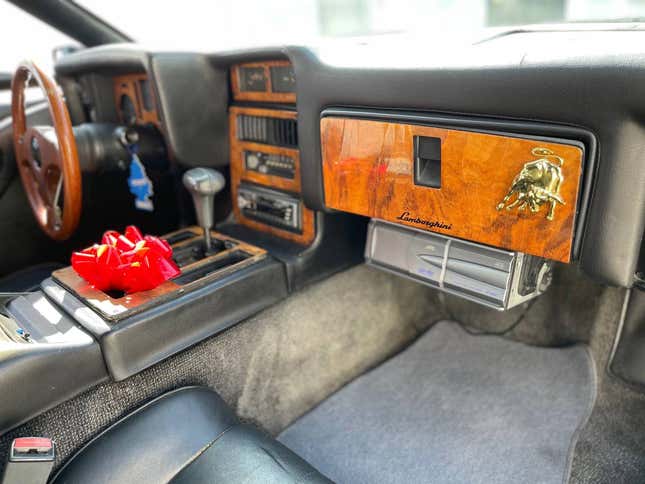 Image for article titled At $11,500, Is This 1986 Pontiac Fiero ‘Artero’ an Artful Deal?