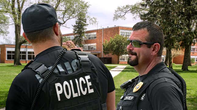 Image for article titled Cops Confident School Shooter Will Tucker Himself Out