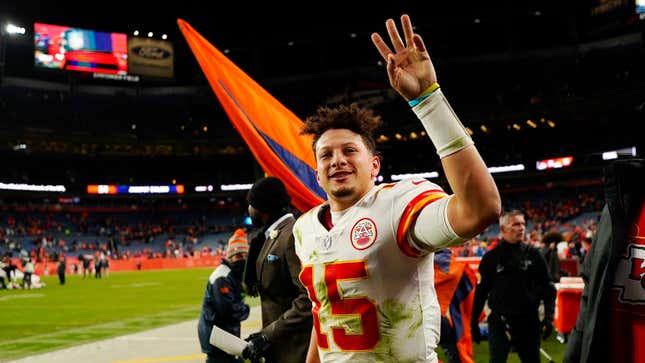 Patrick Mahomes and the Chiefs will face the Eagles in Week 11