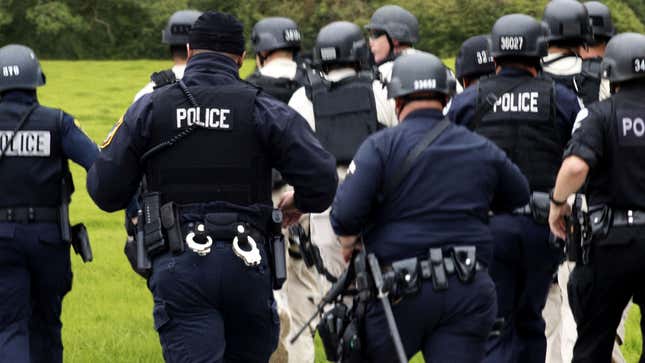 Image for article titled Entire U.S. Police Force Flees Country After Hearing Gunman Inside Nation
