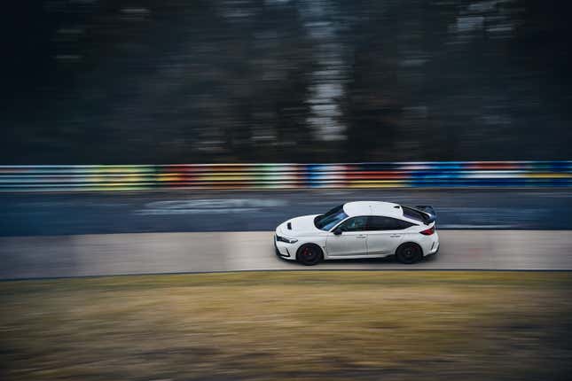 Image for article titled The 2023 Honda Civic Type R Is Here to Play With Record-Setting Nürburgring Lap